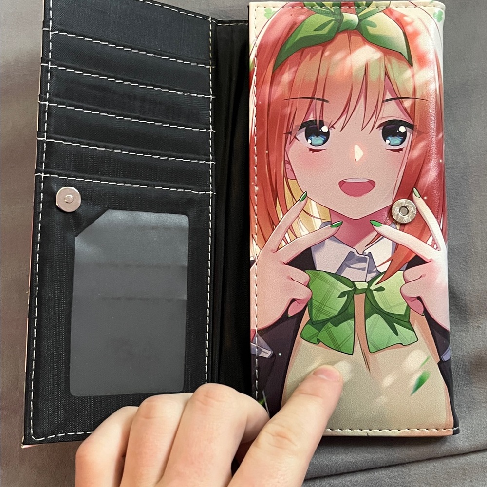 Yotsuba Nakano The Quintessential Quintuplets brand new anime wallet - Picture 3 of 4